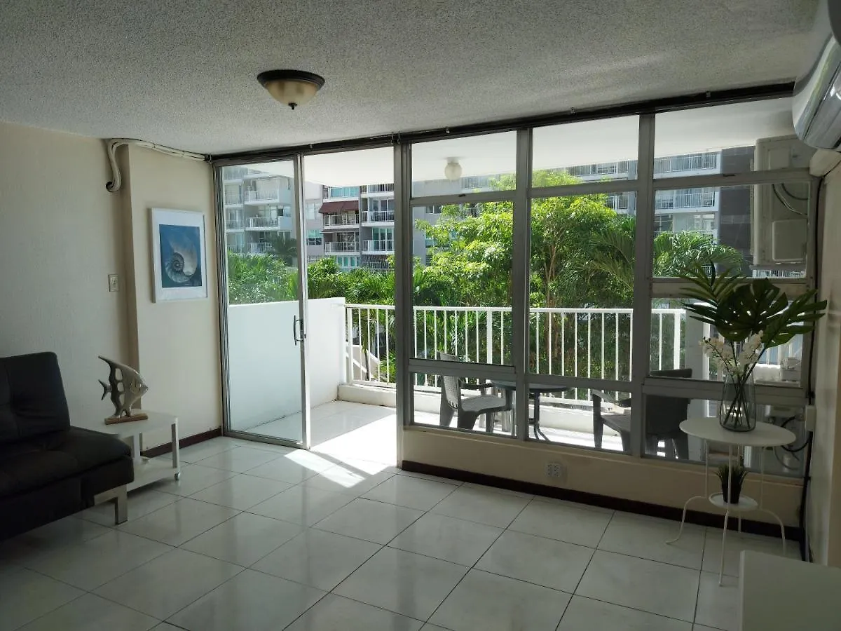 Coral Beach Isla Verde Beach Front Large 1 Bedroom Apt 208 Tower 1 San Juan Apartamento