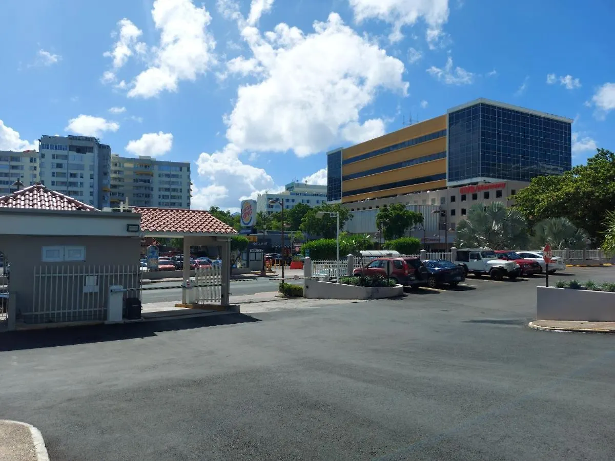 Coral Beach Isla Verde Beach Front Large 1 Bedroom Apt 208 Tower 1 San Juan Apartamento